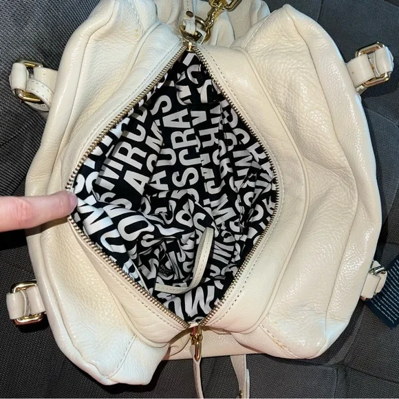 Marc Jacobs Classic Q Groovee Beige Leather Satchel Bag - Picture 8 of 16